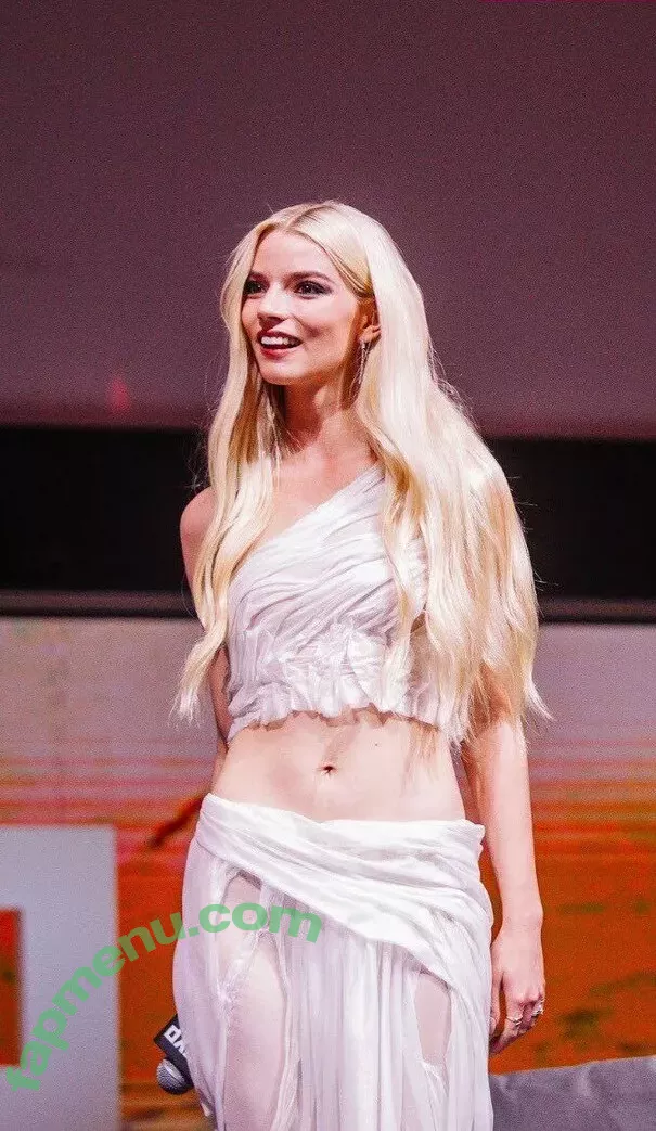 Anya Taylor-Joy nude photo #1157 (anyataylorjoy)