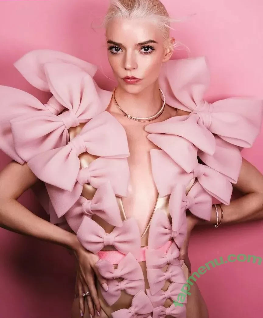 Anya Taylor-Joy nude photo #1164 (anyataylorjoy)