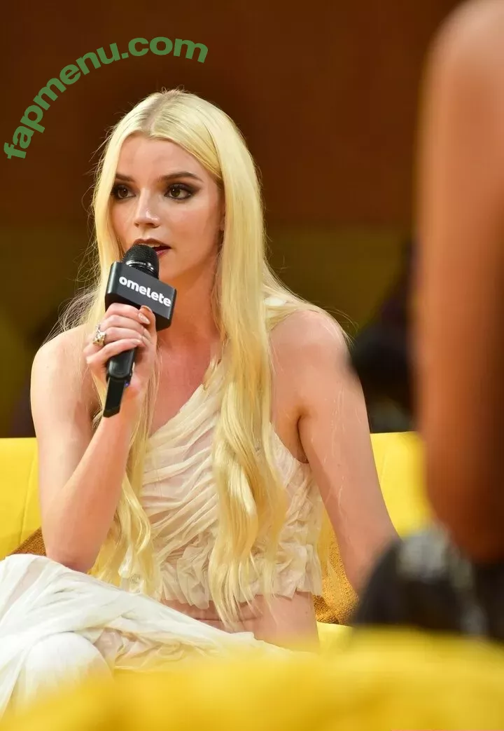 Anya Taylor-Joy nude photo #1184 (anyataylorjoy)