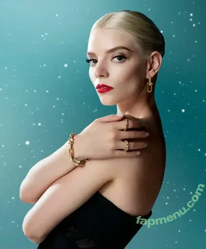 Anya Taylor-Joy / anyataylorjoy / owlicats nude photo #3459