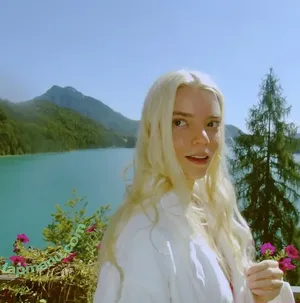 Anya Taylor-Joy / anyataylorjoy / owlicats nude photo #3462
