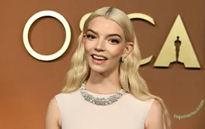 Anya Taylor-Joy / anyataylorjoy nude photo #3647