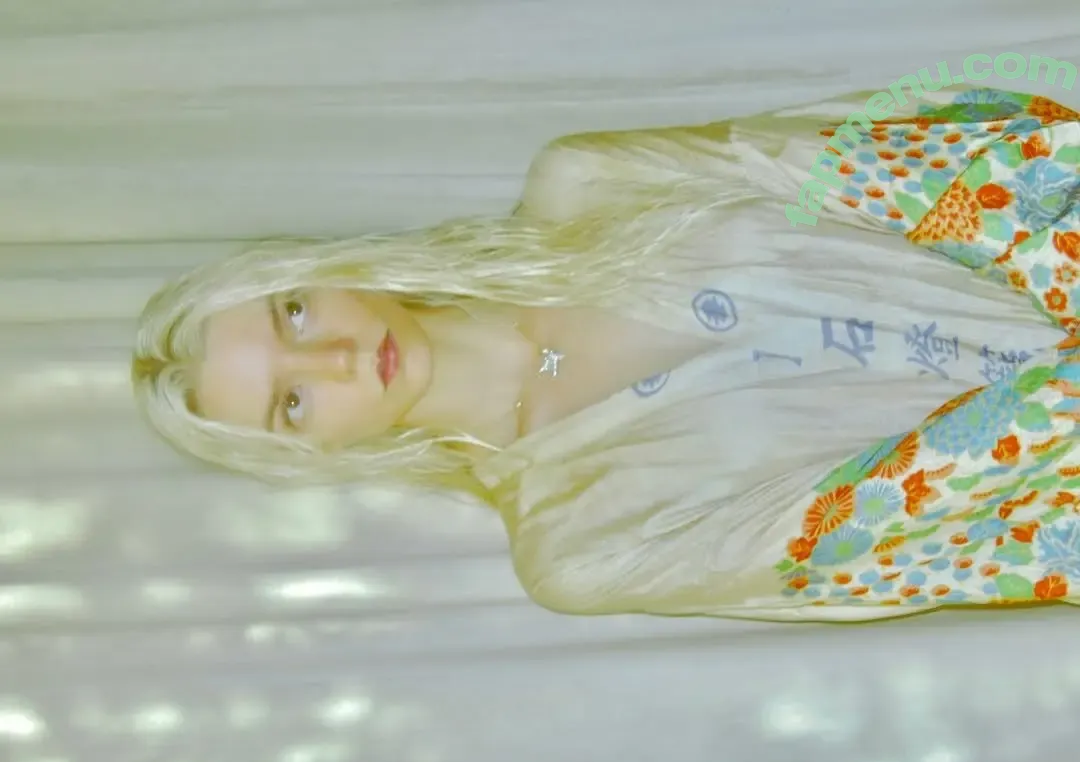Anya Taylor-Joy nude photo #3500 (anyataylorjoy / owlicats)