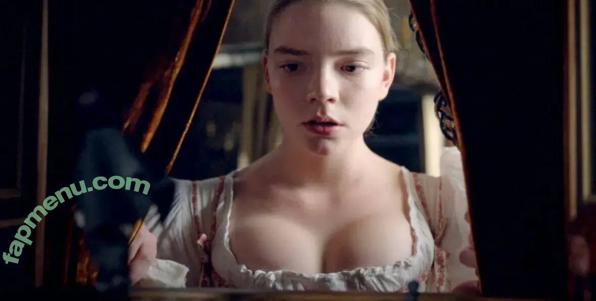 Anya Taylor-Joy nude photo #3523 (anyataylorjoy)
