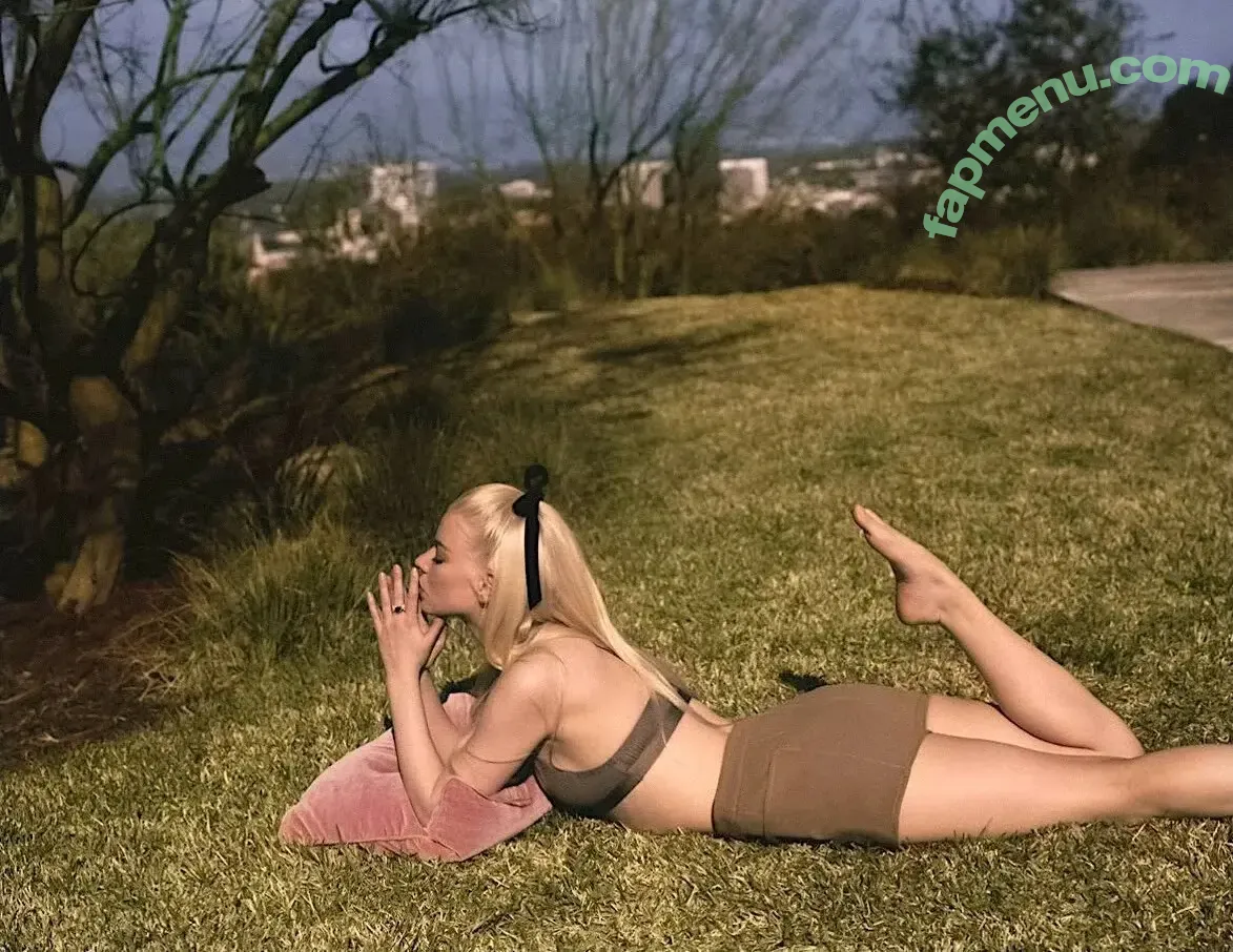 Anya Taylor-Joy nude photo #3525 (anyataylorjoy)