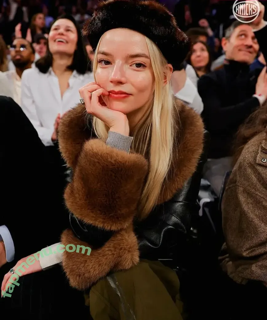 Anya Taylor-Joy nude photo #3526 (anyataylorjoy)