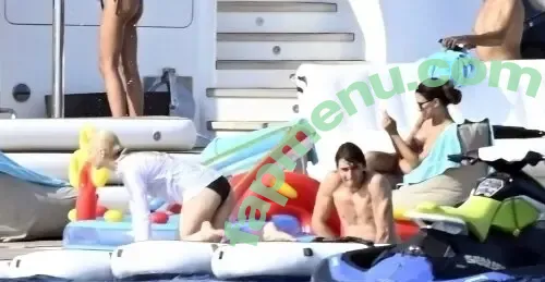 Anya Taylor-Joy nude photo #3699 (anyataylorjoy)