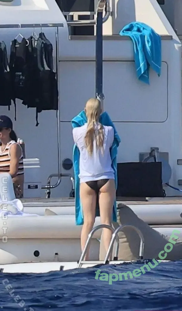 Anya Taylor-Joy nude photo #3766 (anyataylorjoy)