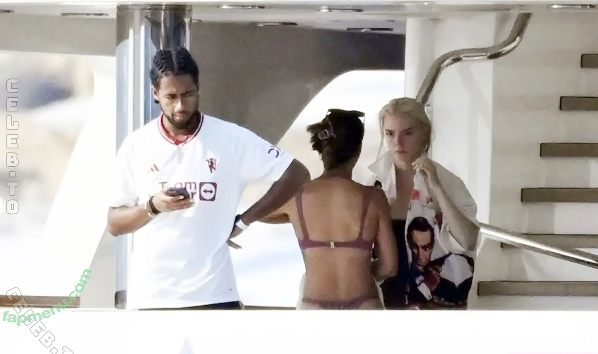 Anya Taylor-Joy nude photo #3772 (anyataylorjoy)