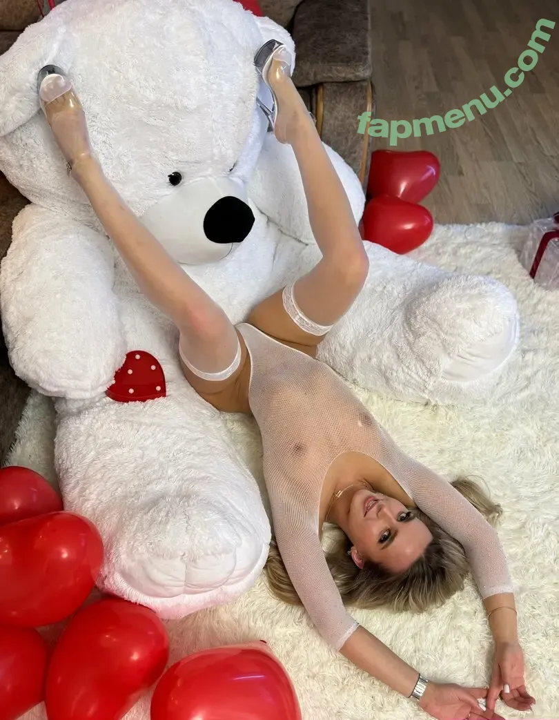 anyablooms nude photo #0035 (theanyablooms)