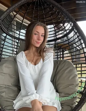  nude photo #0005
