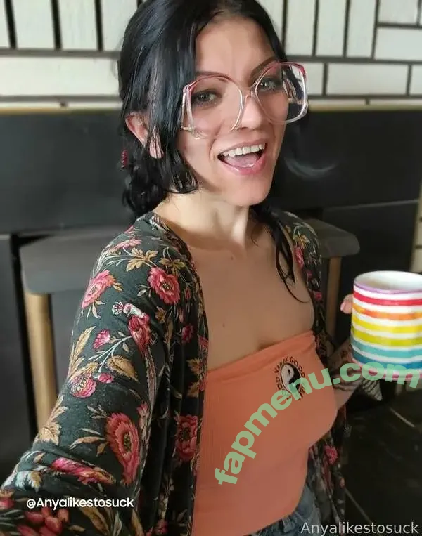 Anyalikestosuck nude photo #0077 (anya.may)