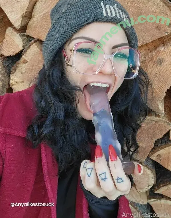 Anyalikestosuck nude photo #0078 (anya.may)