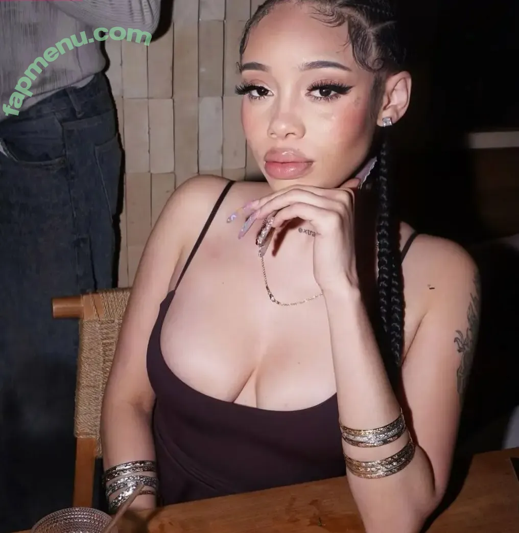 Anycia nude photo #0004 (anyciaaaaaa / nene4everrr / princesspopthat)