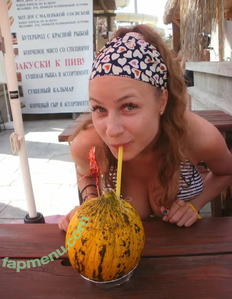 Anyutka Scherbakova-Uzhegova nude photo #0017 (anna__shcherbakova_)