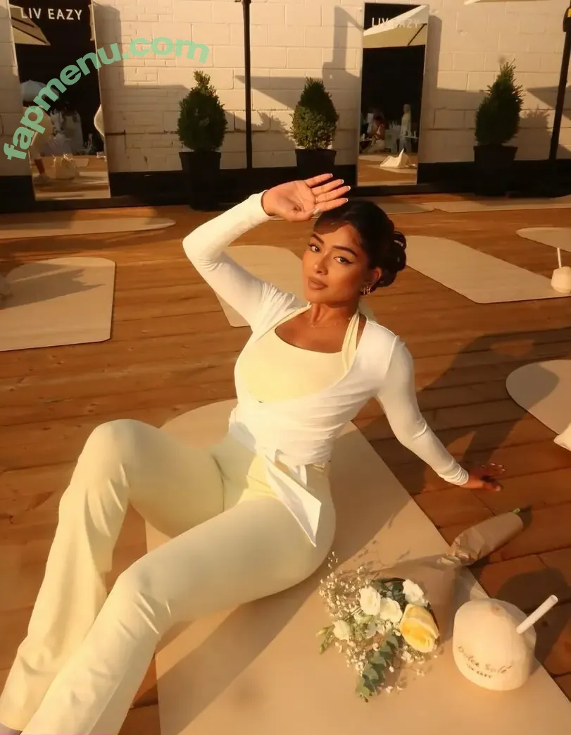 Apeenaiyah nude photo #0007 (Apeenaiyah)