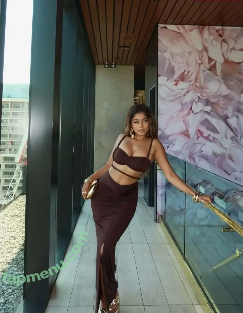 Apeenaiyah nude photo #0011 (Apeenaiyah)