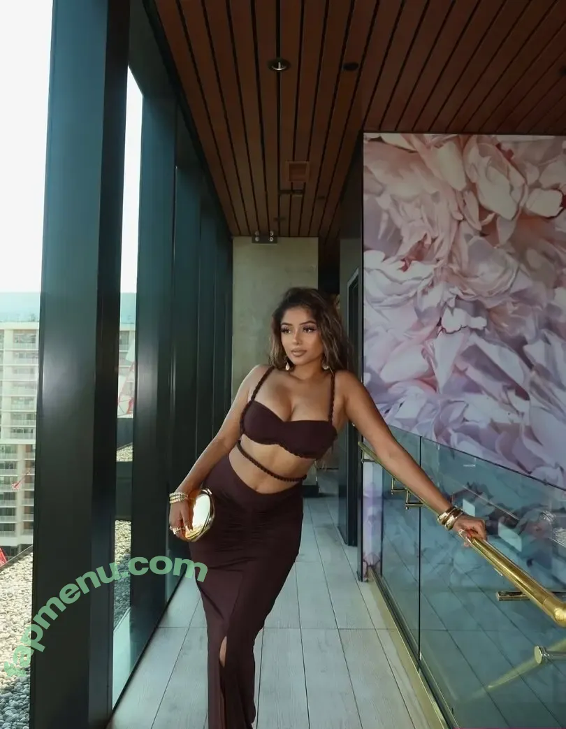 Apeenaiyah nude photo #0013 (Apeenaiyah)