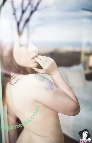 Aphiademieux / AphiaDeMieuxMFC / aphiadm nude photo #0112