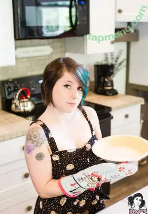 Aphiademieux / AphiaDeMieuxMFC / aphiadm nude photo #0156