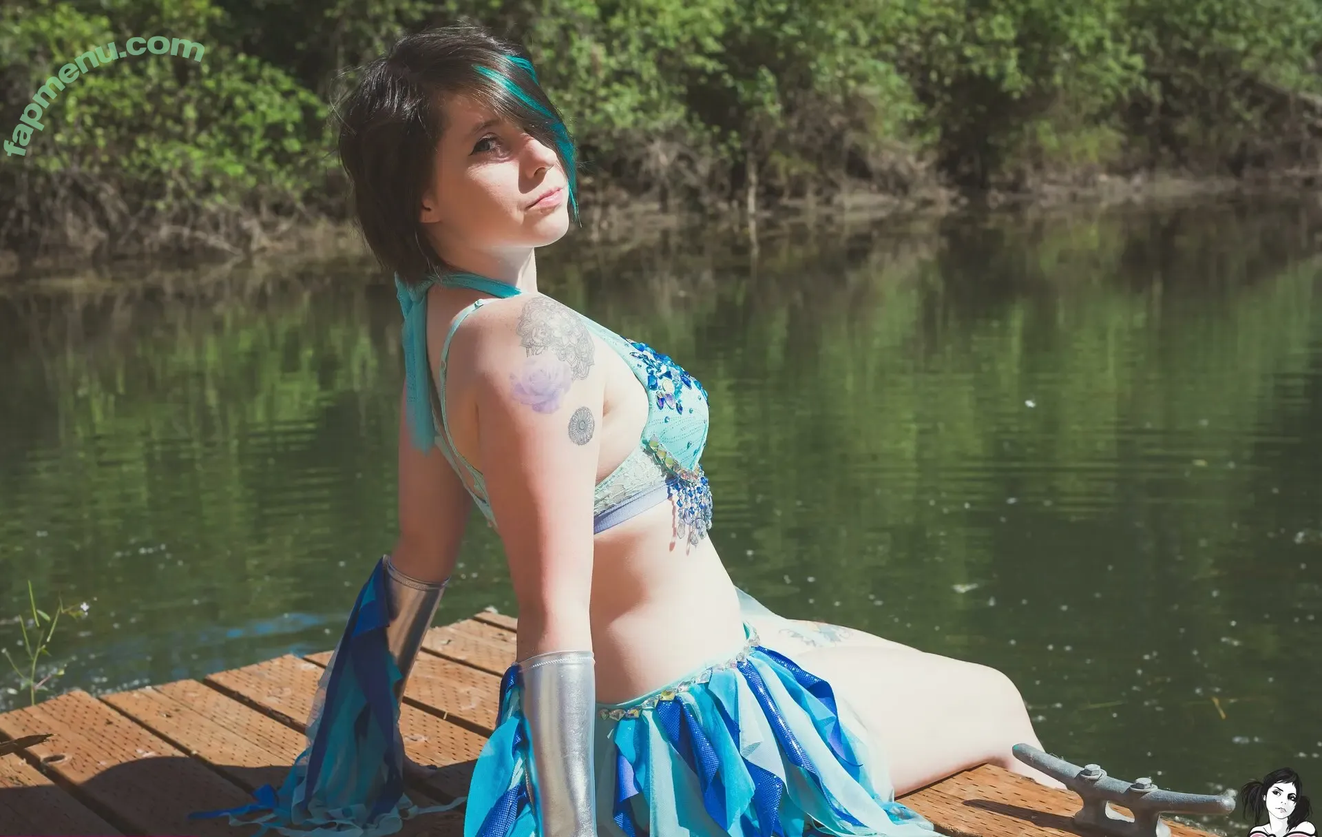 Aphiademieux nude photo #0024 (AphiaDeMieuxMFC / aphiadm)