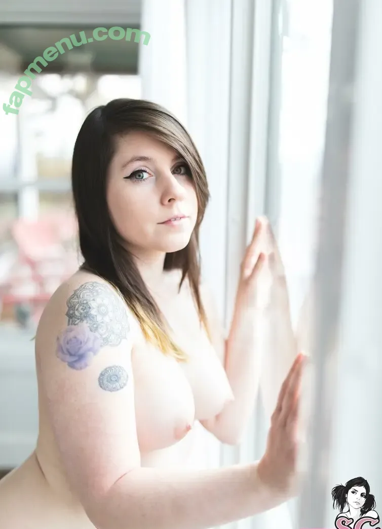Aphiademieux nude photo #0094 (AphiaDeMieuxMFC / aphiadm)
