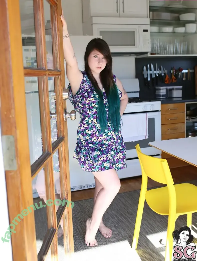 Aphiademieux nude photo #0293 (AphiaDeMieuxMFC / aphiadm)