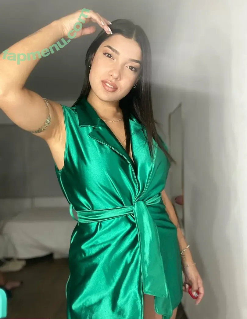 aphrodite.ben nude photo #0053 (amna._.ben)
