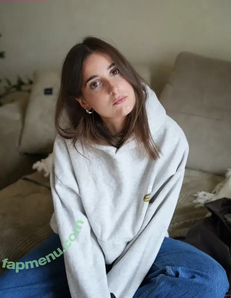 Apollinegrmz nude photo #0185 (Apo / apolline_guer)