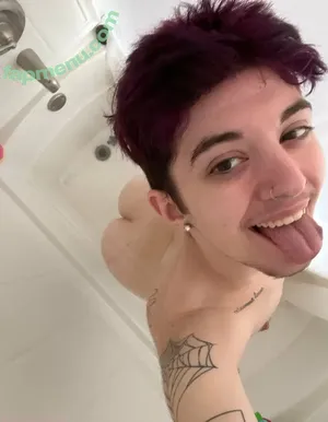  nude photo #0002