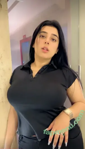 Apoorva Bhalla / apoorva_bhalla / apoorvabhalla nude photo #0161