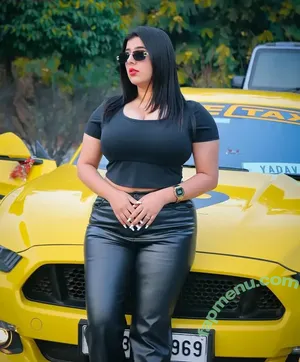 Apoorva Bhalla / apoorva_bhalla / apoorvabhalla nude photo #0203