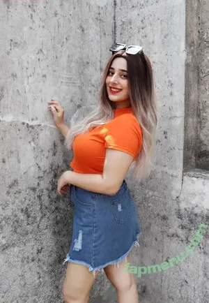 Apoorva Bhalla / apoorva_bhalla / apoorvabhalla nude photo #0204