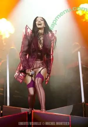 Apostoleanu / Inna nude photo #0406