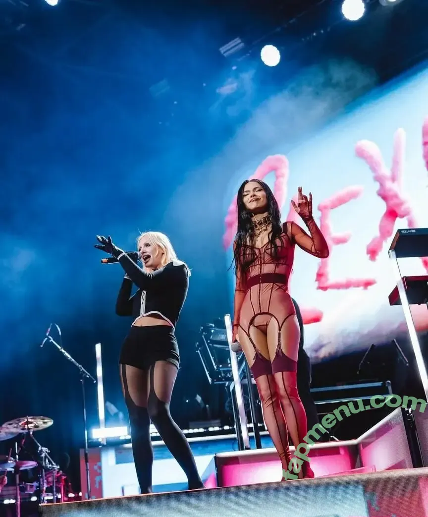 Apostoleanu nude photo #0399 (Inna)