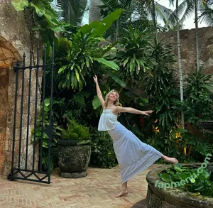 Apple Martin / applemartin nude photo #0044