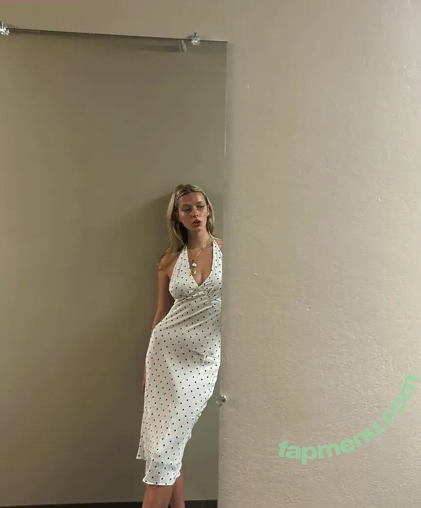 Apple Martin nude photo #0043 (applemartin)