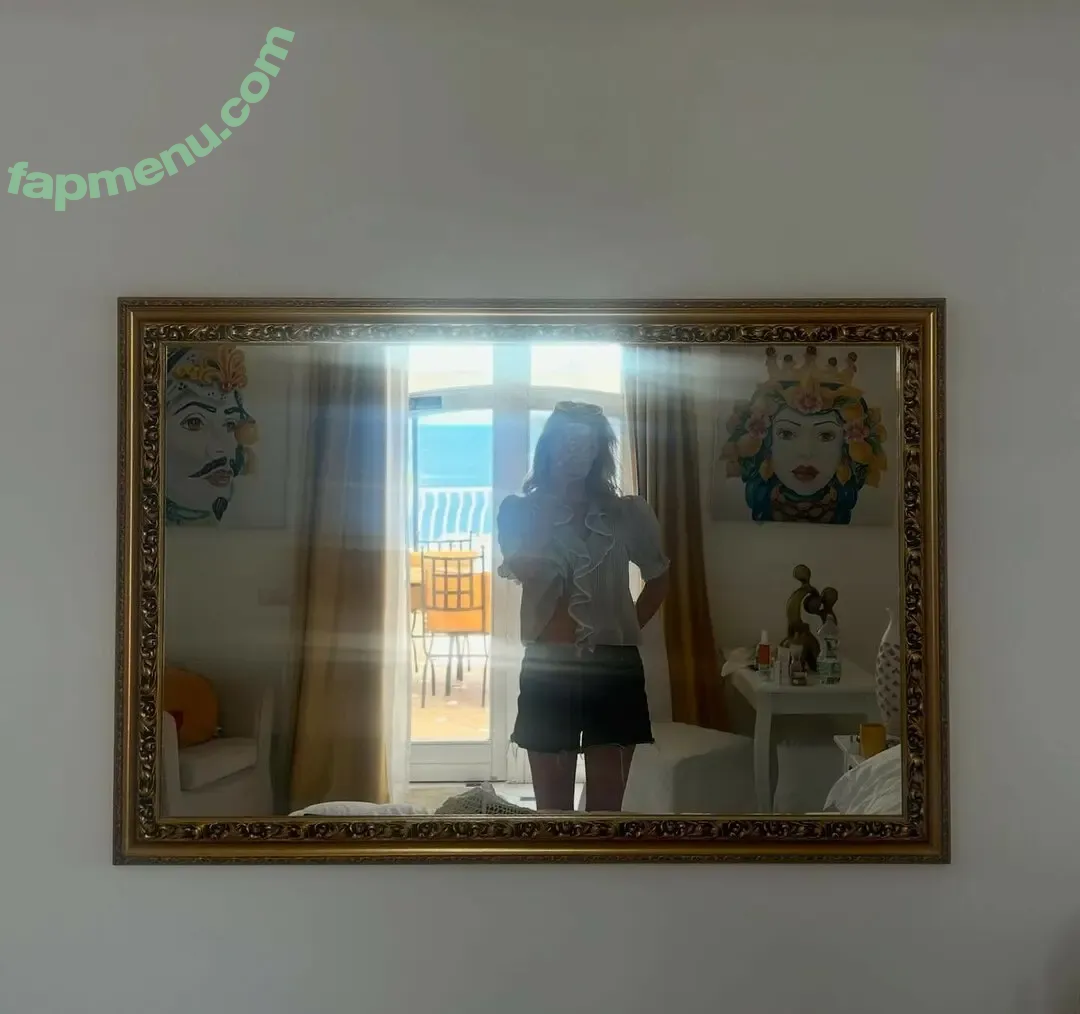 Apple Martin nude photo #0056 (applemartin)