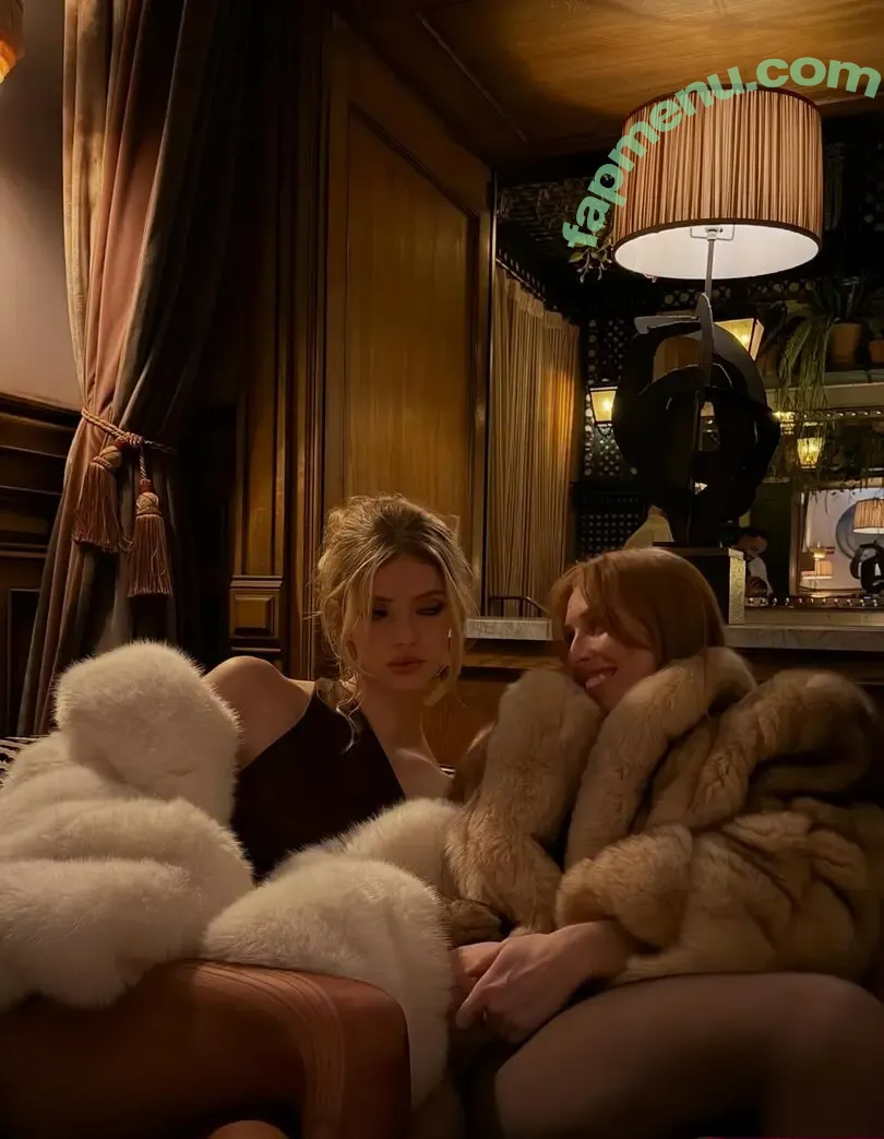 Apple Martin nude photo #0068 (applemartin)