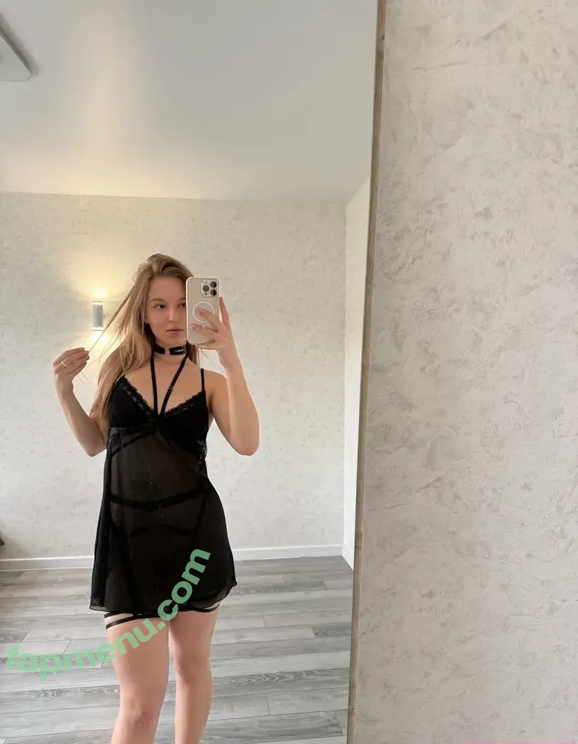 apple_of_eden nude photo #0013 (apple_of_eden)