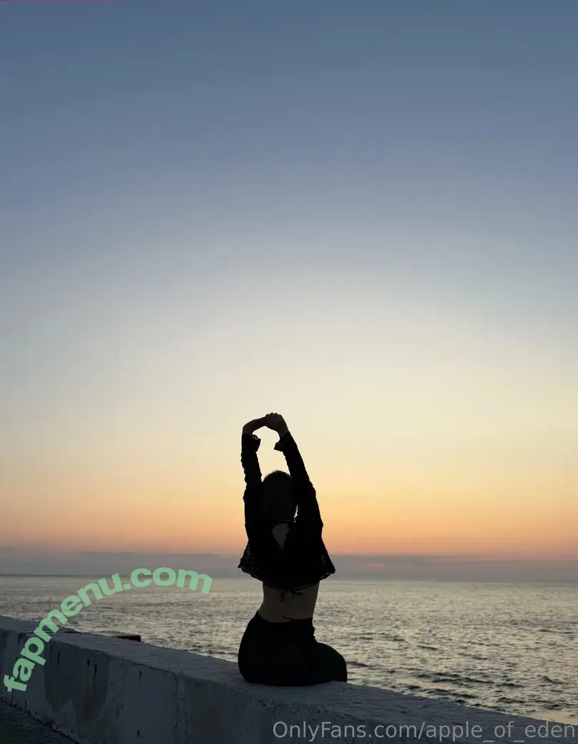 apple_of_eden nude photo #0027 (apple_of_eden)