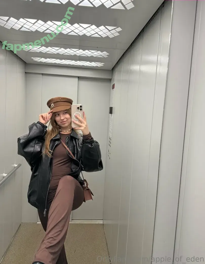 apple_of_eden nude photo #0032 (apple_of_eden)