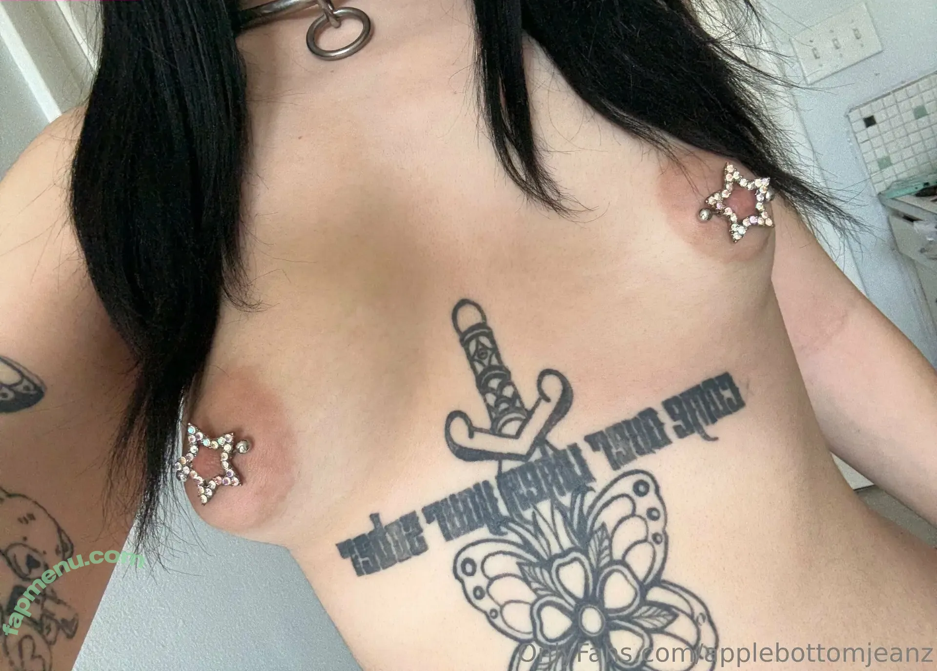 applebottomjeanz nude photo #0474 (applebottomjeansss_)