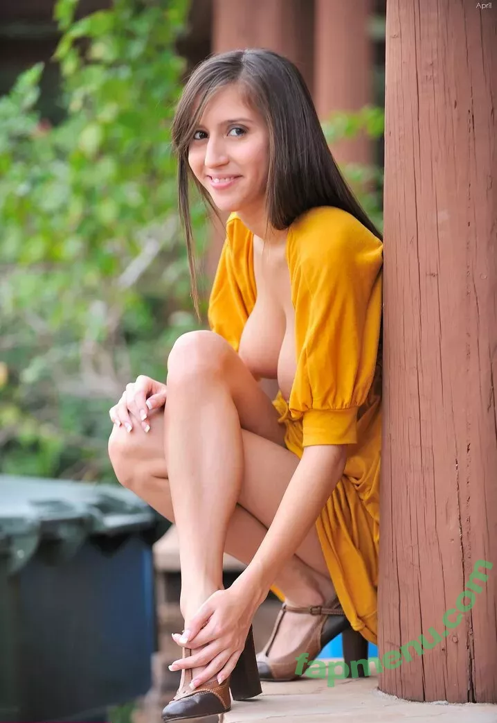 April O'neil nude photo #0832 (heyitsapril / heyitsapriloneil)