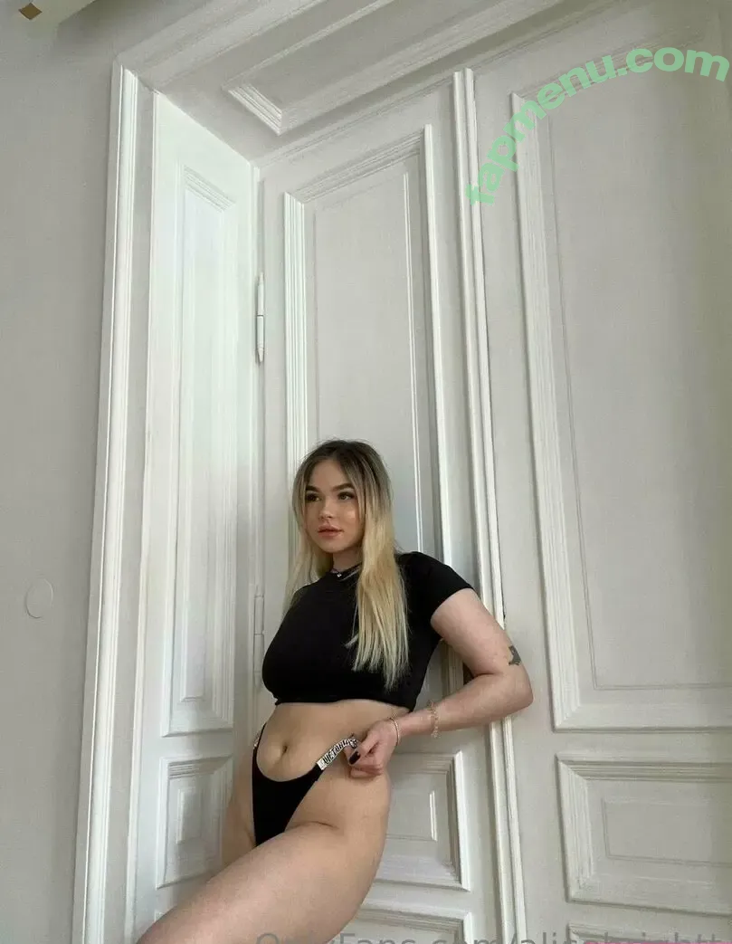 april007free nude photo #0023 (missamerrrickaa)