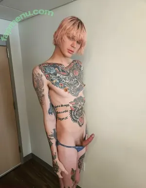 april6ft9 / remi_martinis nude photo #0012