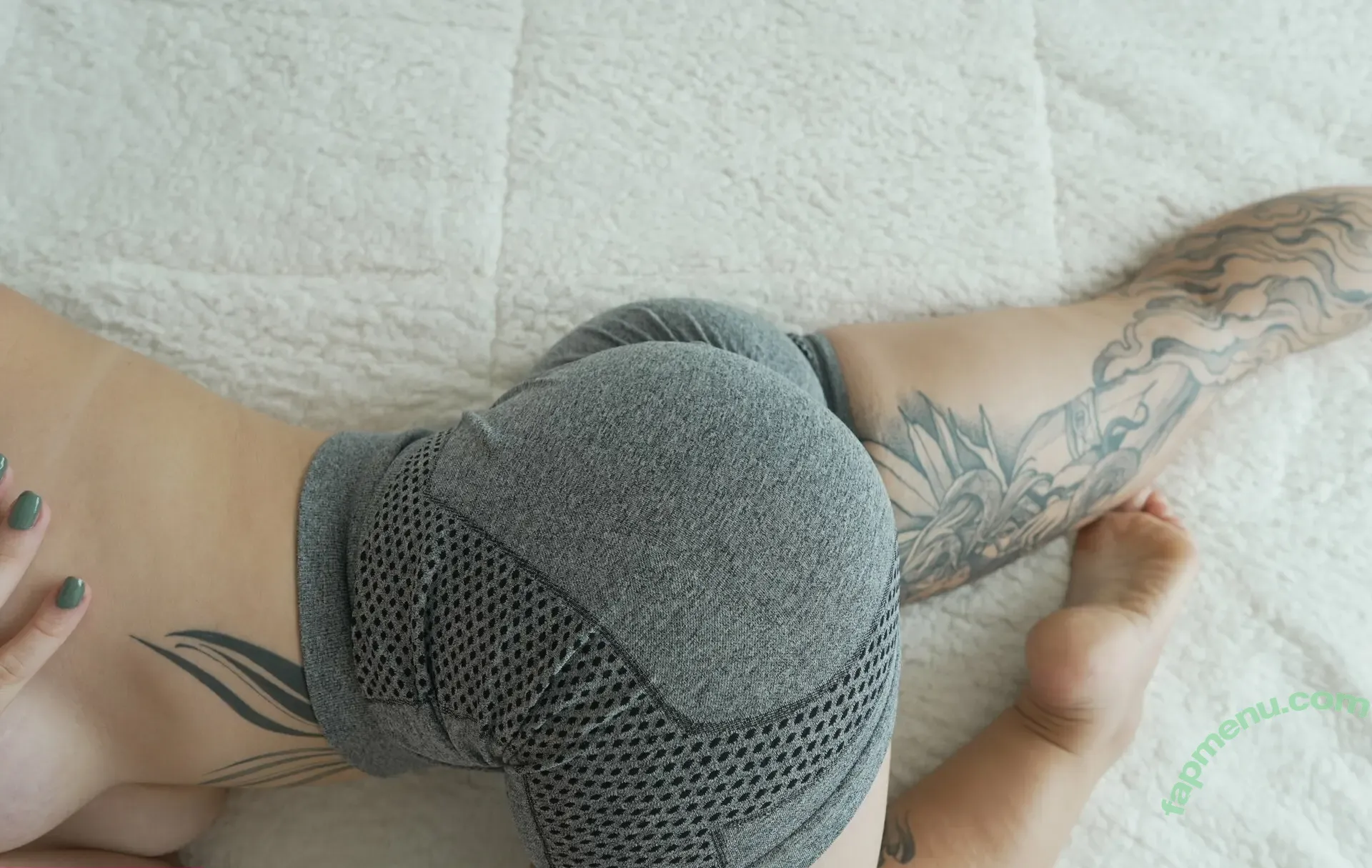 aprilbigass nude photo #0181 (aprilbigassofficial)