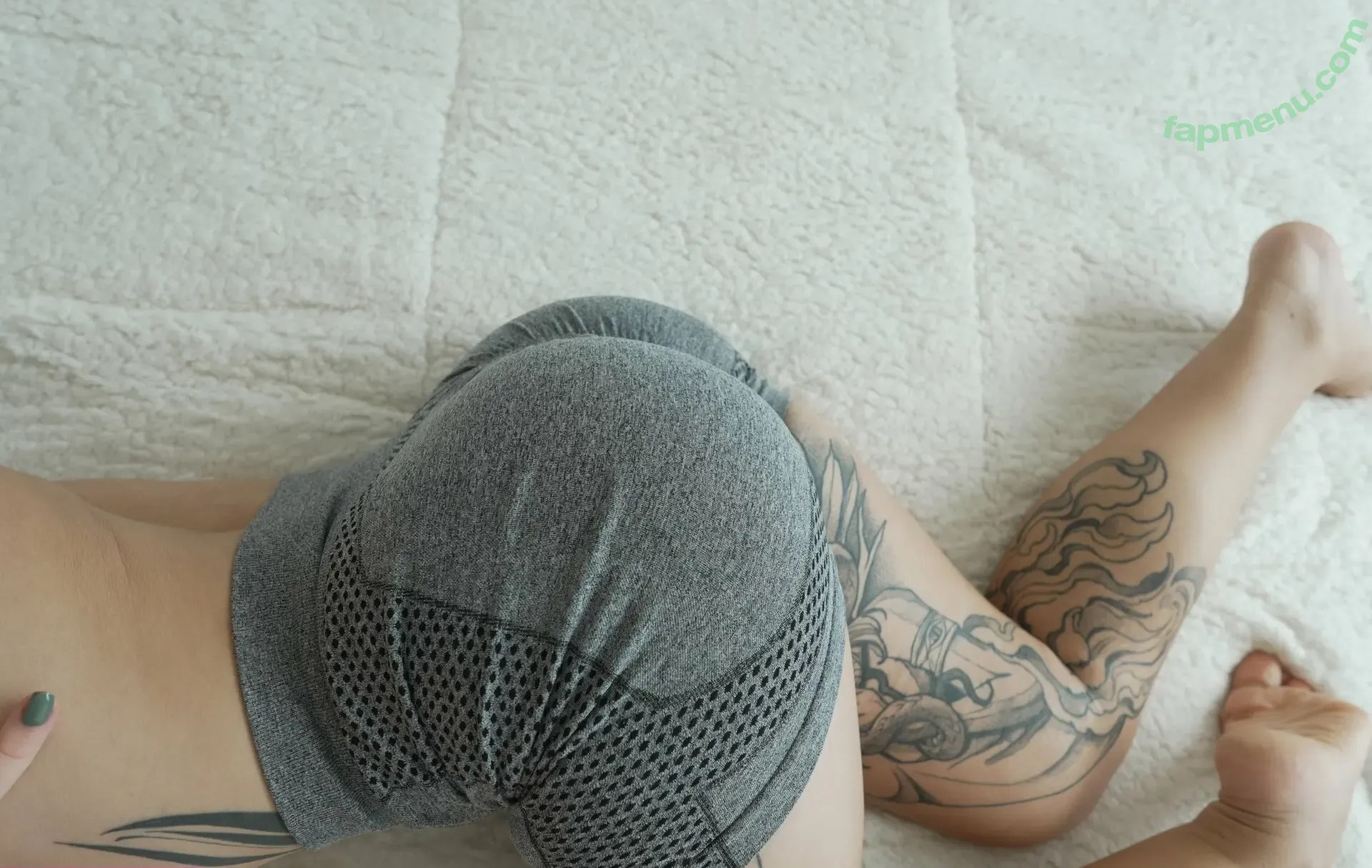 aprilbigass nude photo #0184 (aprilbigassofficial)