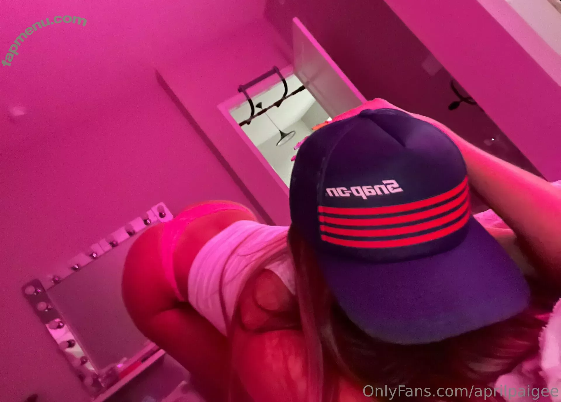 aprilpaigee nude photo #0337 (aprilpaigee)