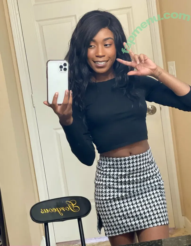 aprilrae nude photo #0065 (aprilrae.g)